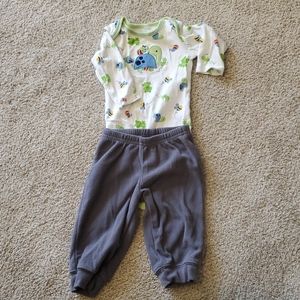 3-6m bodysuit and pants OUTFIT